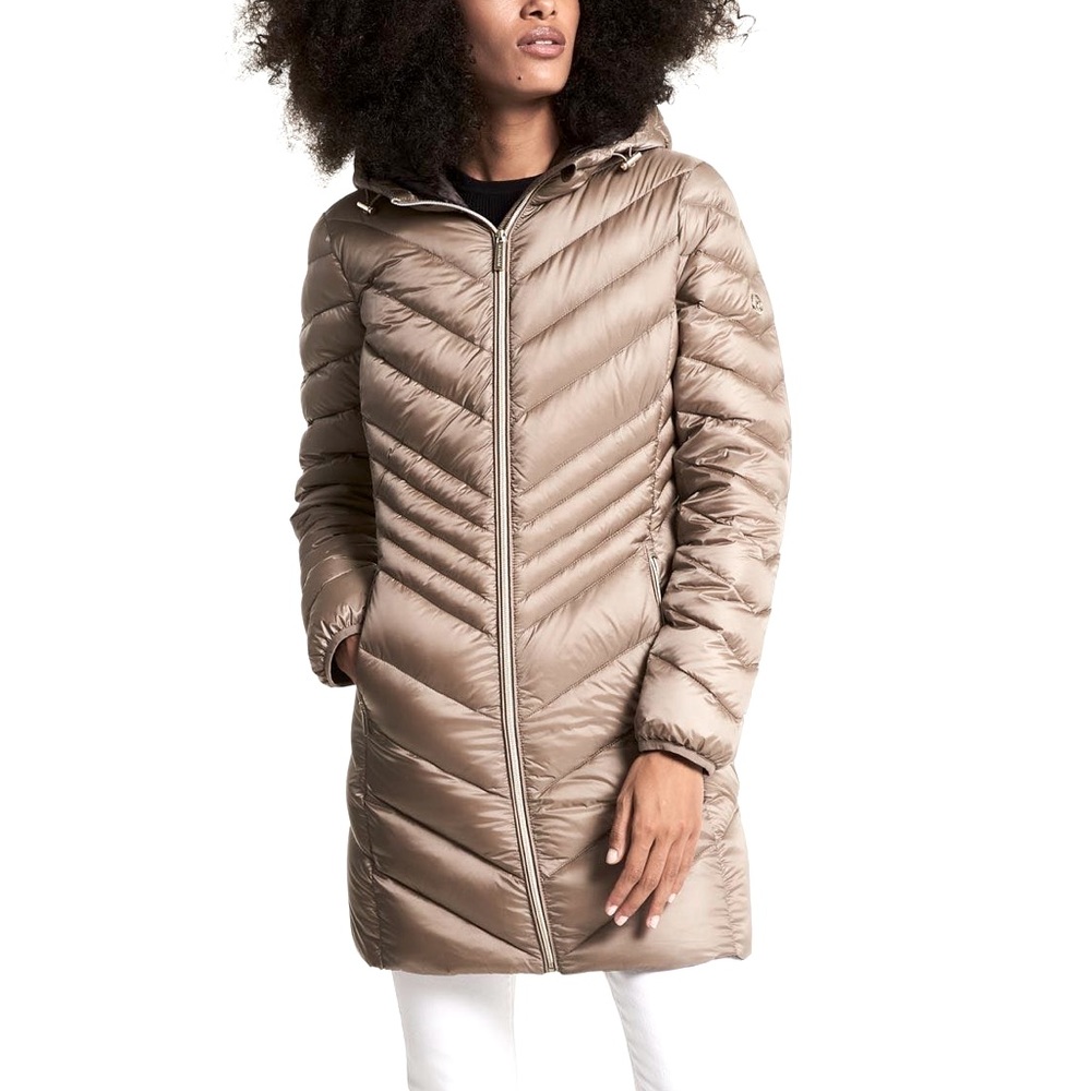 MICHAEL MICHAEL KORS
Quilted Nylon Packable Puffer Coat